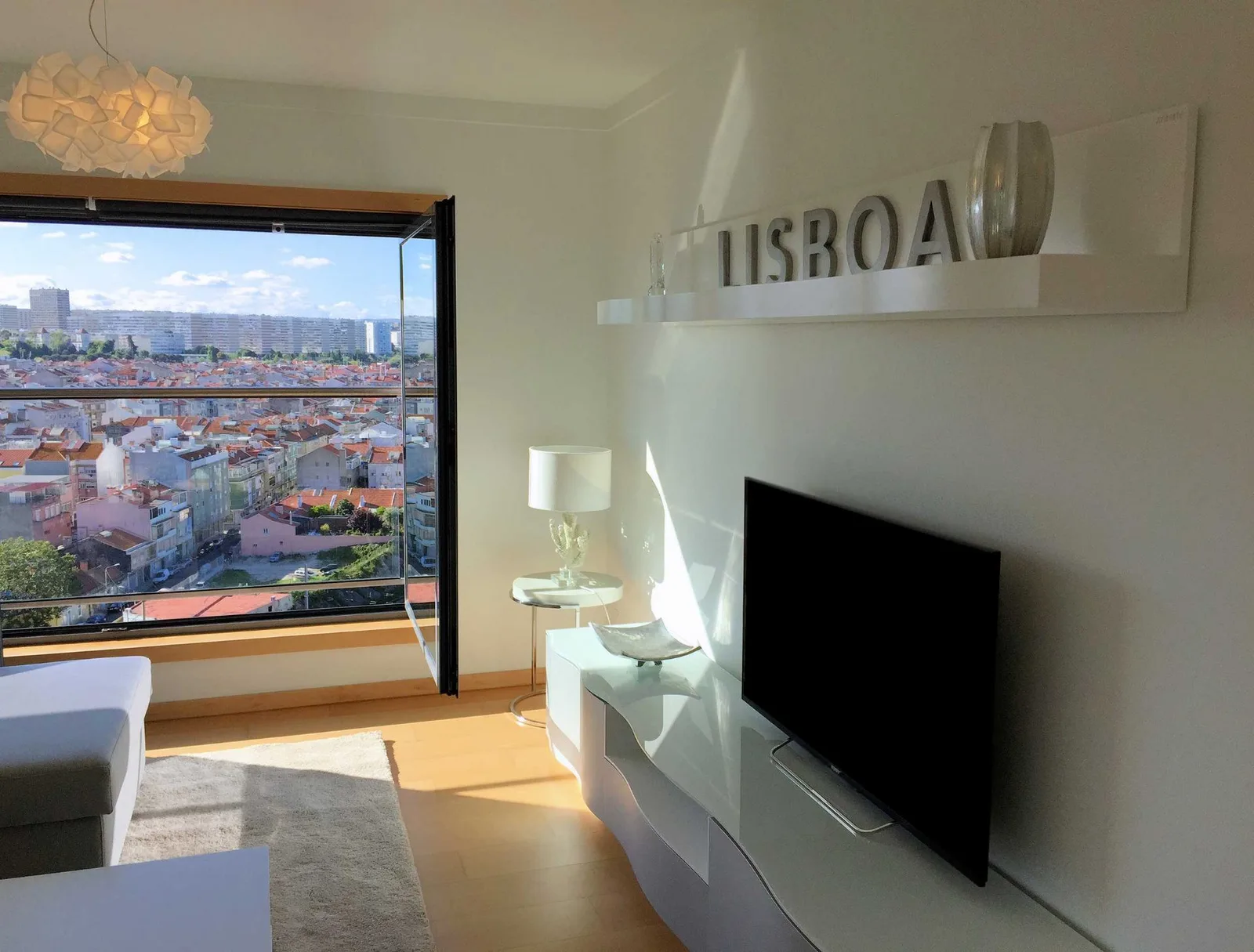 Seating area of the Riverside apartment, Lisbon