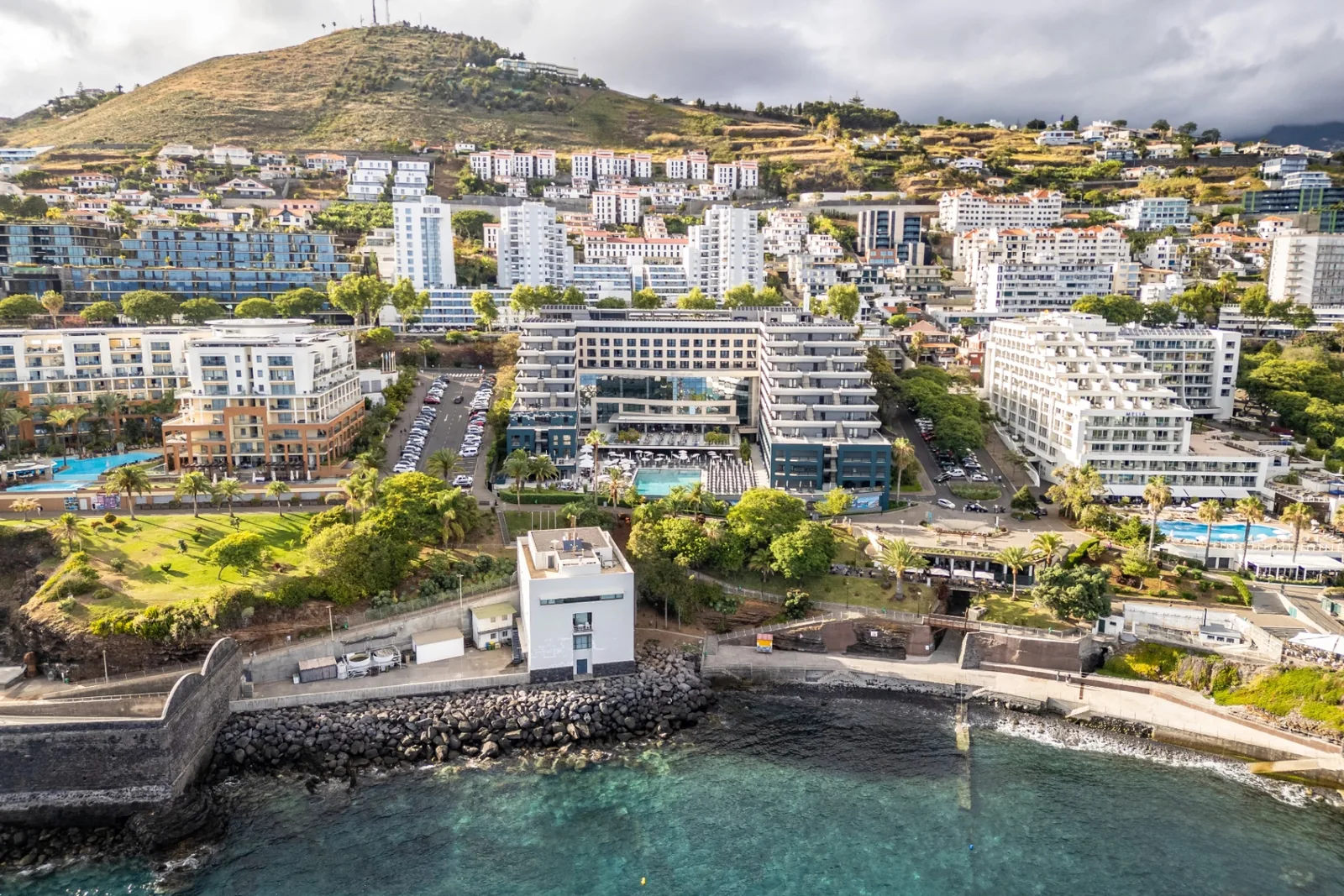 Aerial view of the Lido quarter, its hotels and the coastline